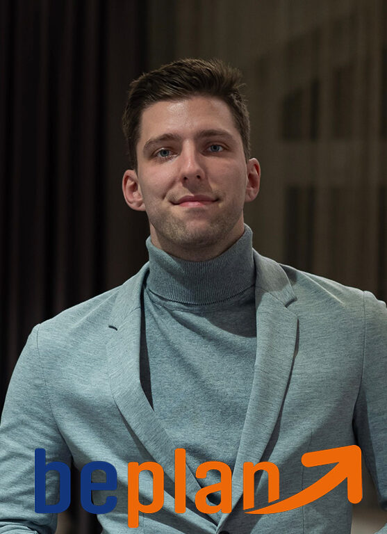 Makléři foto - Lukáš Kuchař (1)